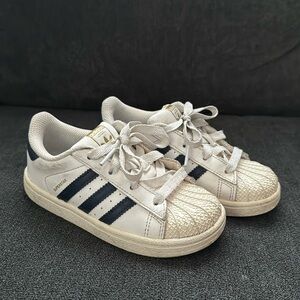 Toddler Adidas Superstar sneakers